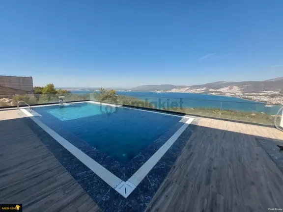 Didim Akbük'de Mavi,sarı Ve Yeşilin En Güzel Tınlarının Buluştuğu Villa!!! 2
