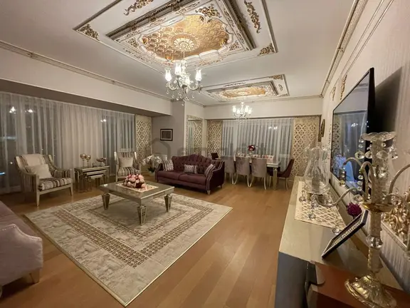 Viaport Venezia Konutlarında İçi Özel Yapılı 4+1 Luks Daire 1