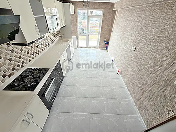 Keçiören Karakaya Mah Sıfır Bina Katta Cad Yakın Güney Cephe 1