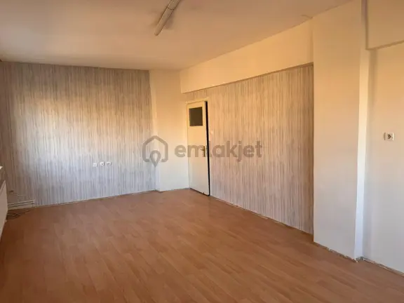 M-127 Hacı Ali Bey Mahallesi Satılık 2+1 Daire 1