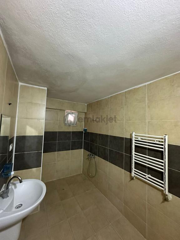 Tokat Merkezde 1+1 Daire Avm Ve Hastaneye Yürüme Mesafesinde 2