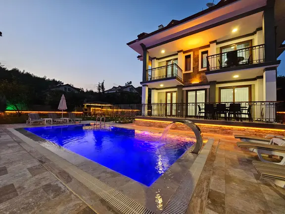 Goldhouse Dan Satılık Ölüdeniz De 590 M² Arsa İçinde 4+1 Lüks Villa 1