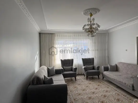 Polatlı Zafer Mah. Satılık Orta Kat 3+1 Daire 1