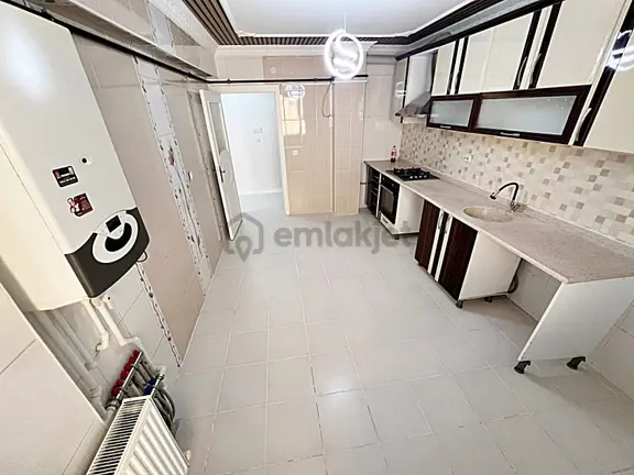 Keçiören Kanuni Mah Katta Asansörlü Ana Cad Yakın 130m2 Daire 1