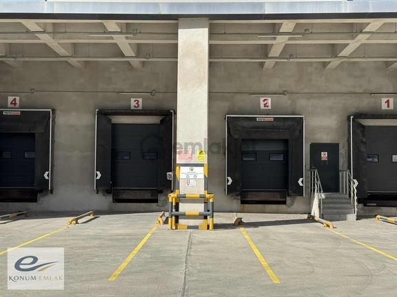 Şekerpınar'da 4.750 M2 Hazır Tek Kat Kiralık Depo (rampalı) 1