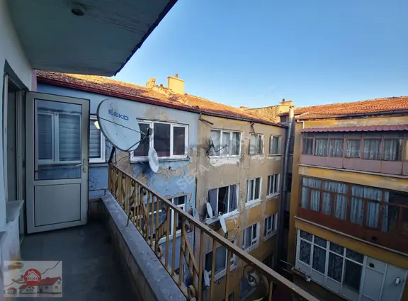 Satılık Sobalı 4+1 Daire Çarşı Merkezde Yatırımlık 2