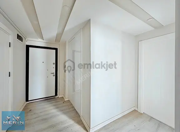 Gençlikte Lüx Rezidansta Satılık Sıfır 2+1 K.otoparklı Daire ! 2