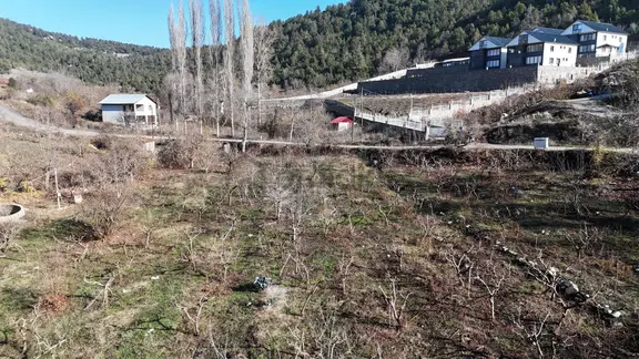 Mersin Toroslar Yüksekoluk Yaylasında Köyiçi İmarlı Satılık Arsa 2