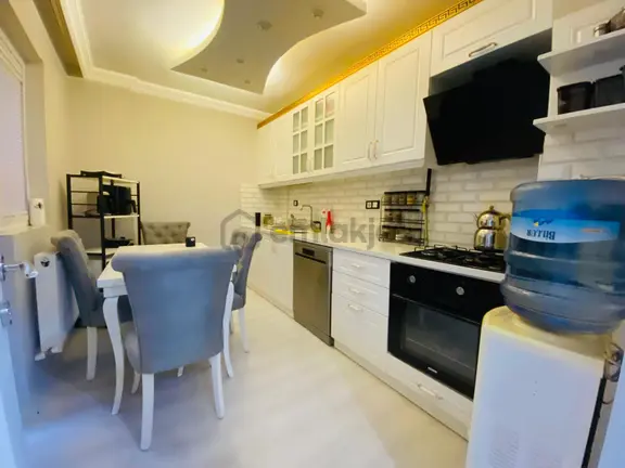 🏡peker Mahallesi 🏡 ✅3+1 120m2 6 Katlının 3 Katı Arakat ❇️full Tadilatlı Petek Kombili 1