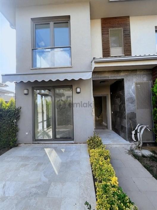 Asmalı Bahçeşehir Kiralık 3+1 Önü Açık En Büyük Tip Villa 2