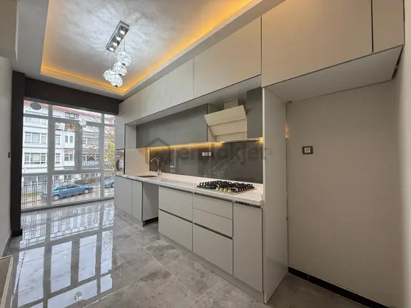 Keçiören Etlikte Katta Full Yapılı Daire 1
