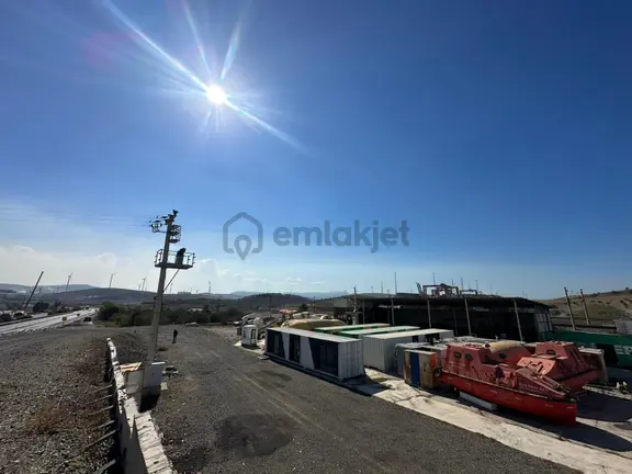 Siteler Mahallesinde 3734m2 Elektrik Ve Su Sorunu Olmayan Tarla 2