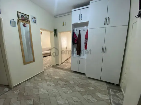 Makro Life Gayrimenkul ' Den 5 Nisan Mahallesinde Satılık Teraslı 2+1 Daire !!! 1
