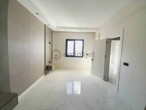 Kaan Emlaktan Karahasanlıda 3+1 Sıfır Arakat Satılık Daire. 2