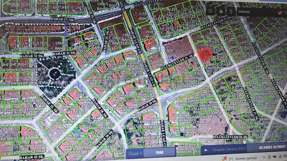 Arkadaş Emlaktan Bahçelievler Civarında Satılık Arsa 3.500.000 Tl 1