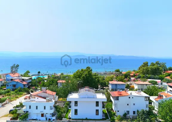 ▶ ▶ Akçay Körfez'den Denize Sadece 50 Metre Olan Bu Villayı Kaçırmayın!! 2