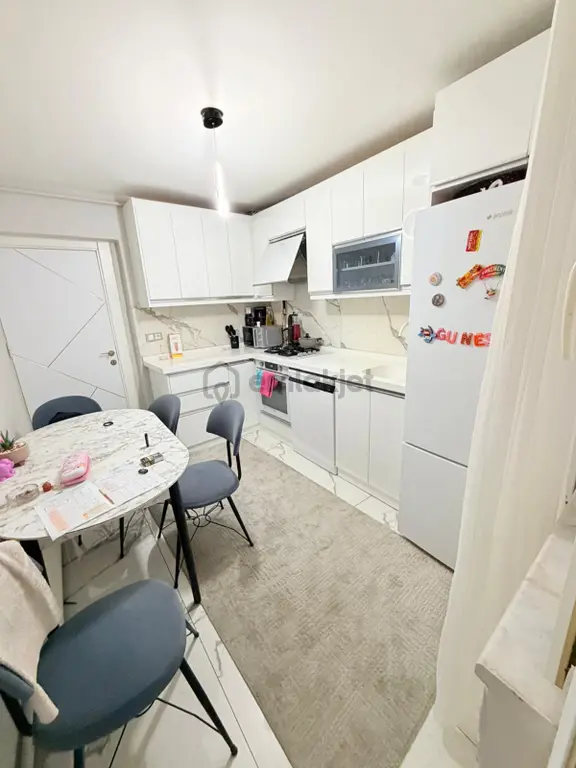 🏡yeni Mahalle Mahallesi 🏡 ✅2+1 100 M2 6 Katlının 1 Katı Arakat ❇️kombi Petekli Full Özelikli 2