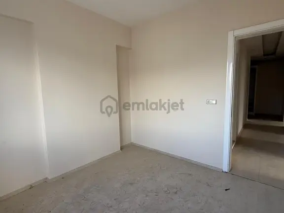 Eskidjiden Zeytinköyde Satılık 2+1 Fırsat Daireler ! 2