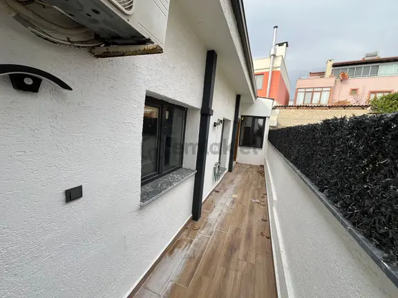 Akçay Köşemden Doğa İle İç İçe Müstakil 1+1 Satılık Ev 1
