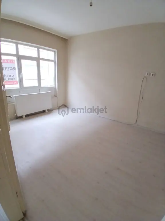 Çarşı Merkezde Satılık Daire 2