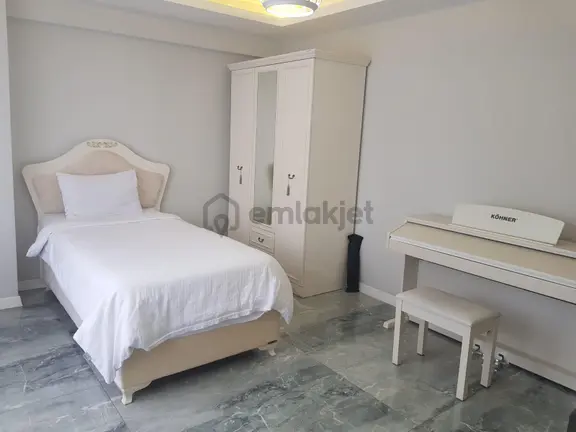 Kaan Emlaktan Yenişafakta 3+1 Lüks Satılık Daire 2