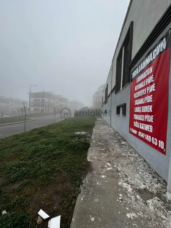 Balıkesir Gop. Tokide Kiracılı Yatırımlık 2 Katlı Satılık Dükkan 2