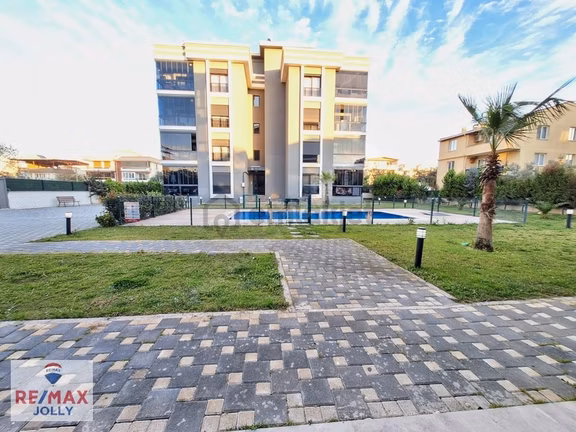 Menderes'te Sarıkaya Sitesi Satılık Lüks 2+1 Daire Remax Serdar 1