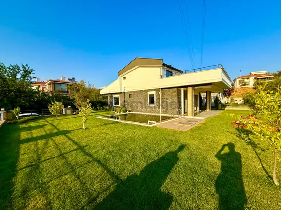 ▶ ▶ Akçay Körfez'den 610 M2 Arsa İçinde Havuzlu 4+1 Tam Bağımsız Villa 1