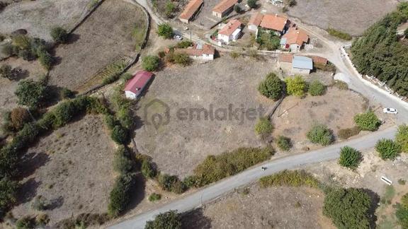 Balnovadan Balya Çakallarda Elektrik Su Aboneliği Olan Arsa Satı 2