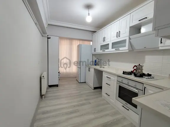 Atapark'ta Cadde Yakını Arakat Full Yapılı 3+1 Daire 1