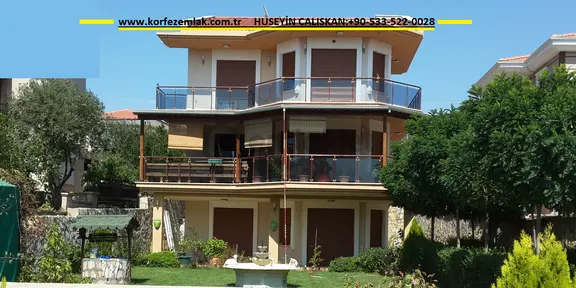 Ayvalikta Satilik Mukemmel Tripleks Villa 2