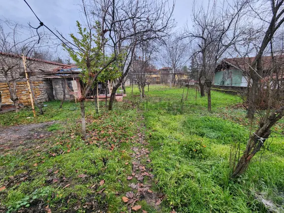Karabük Safranbolu Bağlarbaşı Mahallesinde Doğayla İç İçe Satılık İki Katlı Müstakil Ev Ve Arsası 1