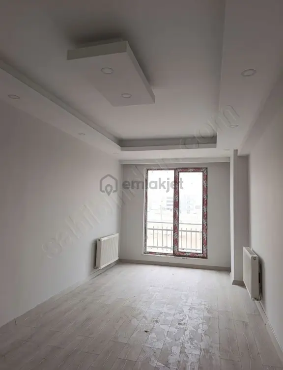 Şehitler Mahallesi Satılık 2+1 Ayrı Mutfaklı Kap.otoparklı Daire 2