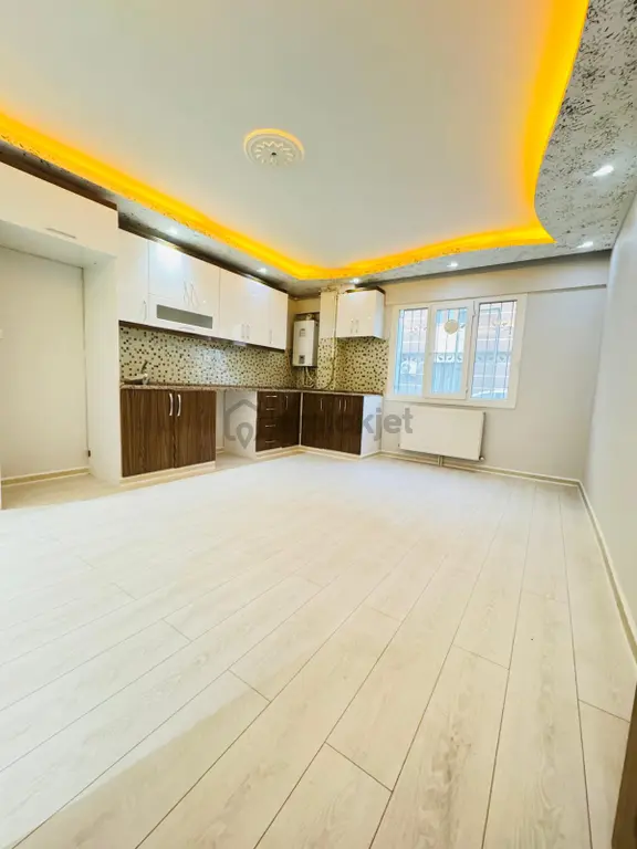 🏡kuşlu Bahçemahallesi 🏡 ✅3+1 120m2 3 Katlının Zemin Katı ❇️açık Mutfak Petek Kombili 1
