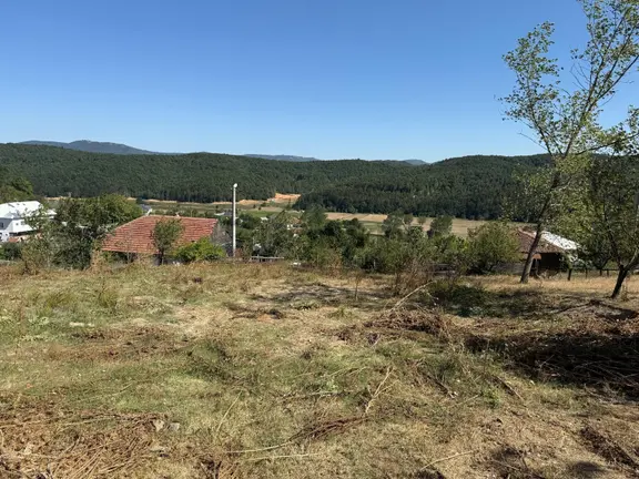 İznik Hacıosman Köyü Merkezde 330 M2 İmarlı Arsa 1