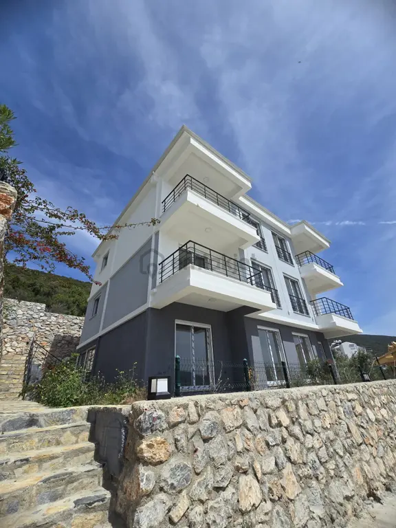 Didim Akbükte Full Deniz Manzaralı Sıfır 2+1 Daire 2
