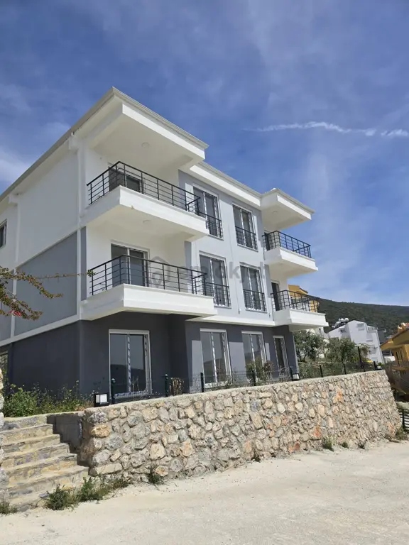 Didim Akbükte Full Deniz Manzaralı Sıfır 2+1 Daire 1