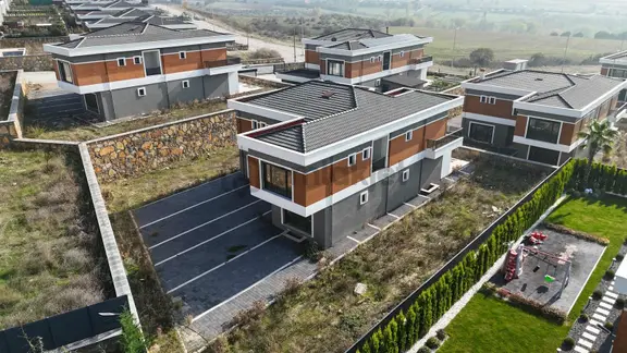 Kalaycılarda Doğanın İçinde Ultra Lüks6+1-1000m² Müstakil Villa 2