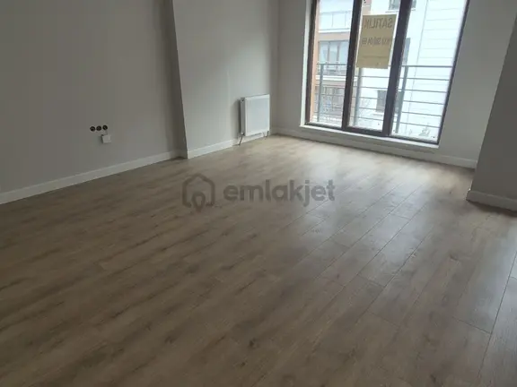 Ank Çank Bahcelievler Yeni Binada Ön Cephe Satılık 2+1 Daire 1