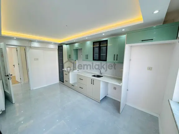 🏡kuşlu Bahçe Mahallesi 🏡 ✅2+1 90m2 4 Katlının 2 Katı Arakat ❇️kapalı Mutfak Petek Kombili 2