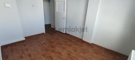 Deniz Yiğit Emlak'tan Fatih Mahallesinde Kiralık 2+1 Daire 1