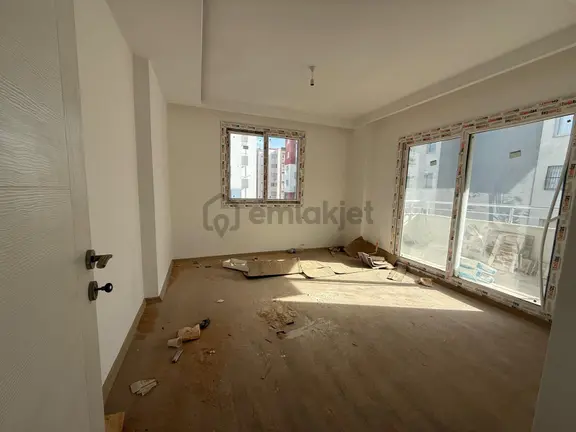 🏡hakem Emlak-adana📍sarıçam Belediye Arka Tarafı 2.etap2+1 Açık -kapalı Mutfak Satılık 2