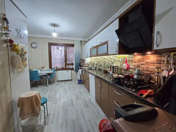 Bağlarbaşı'nda Manzaralı Full+full Yapılı 4+1 Site Dairesi! 2