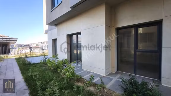 Eles Gayrimenkulden Kat Mülkiyetli Toki Satılık 2+1 Bahçe Katı 2