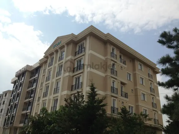 Dora'dan Kurtköy Merkezde 2+1 Ferah İçi Yapılı Daire 1