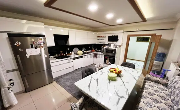 Keçiören Ufuktepede Site İçinde 3.5+1+kiler Çift Banyo Kapalı Havuzlu Ful Yapılı 1
