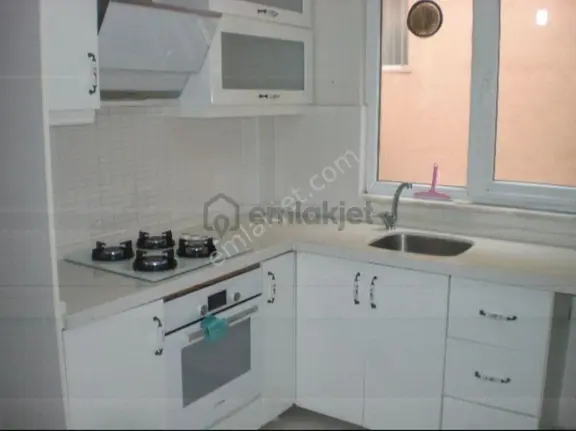 Yenibosna Fevzi Çakmak Mah Satilik 2+1 Daire 1