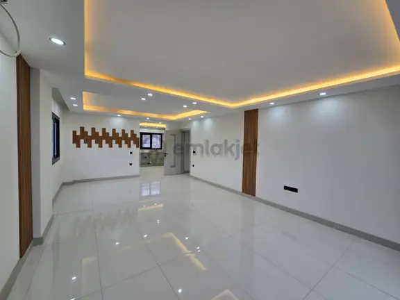 Değirmendere De Full Deniz Manzaralı Doğalgazlı Havuzlu Güvenlikli Elit Sitede 4+1 200dubleks Daire 1