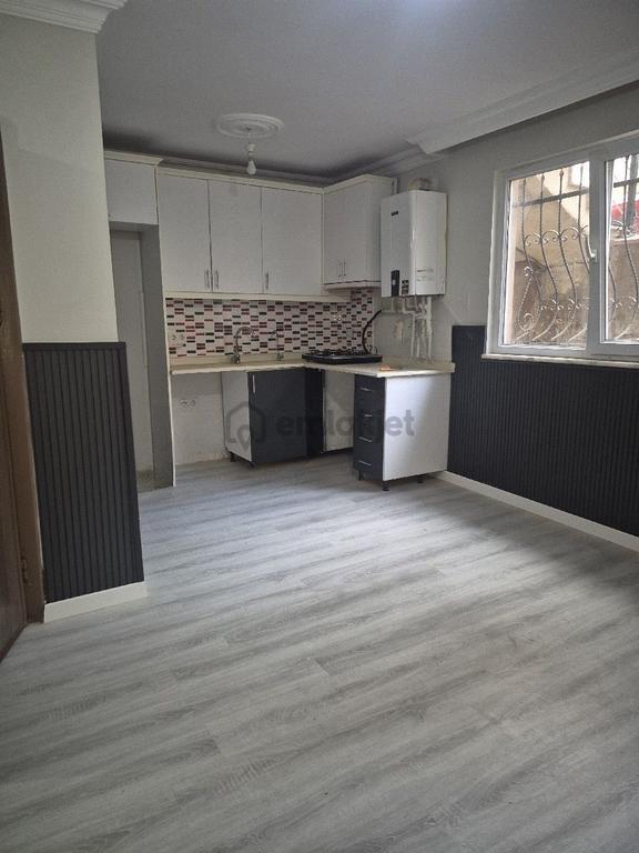 Çekmeköy Taşdelen Aydınlar Mahallesinde Kiralık 1+1 Bahçe Katı 1
