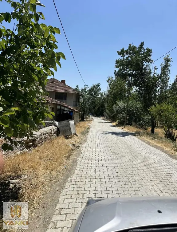 Pazarlıklı Acill Göl Manzaralı Yolu Üzeri 1.400 M2 Hobi Bahçesi 2